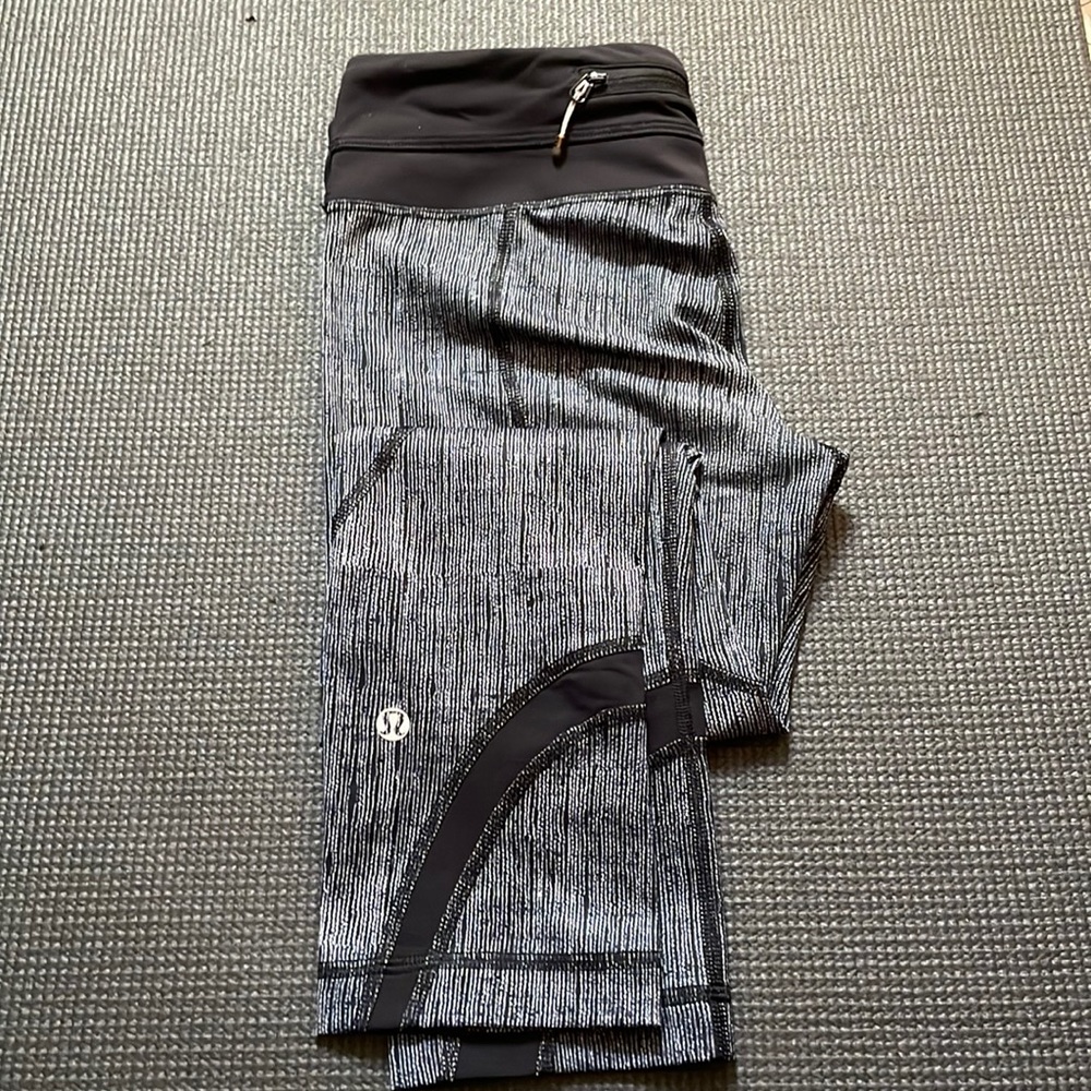 Lululemon size four leggings